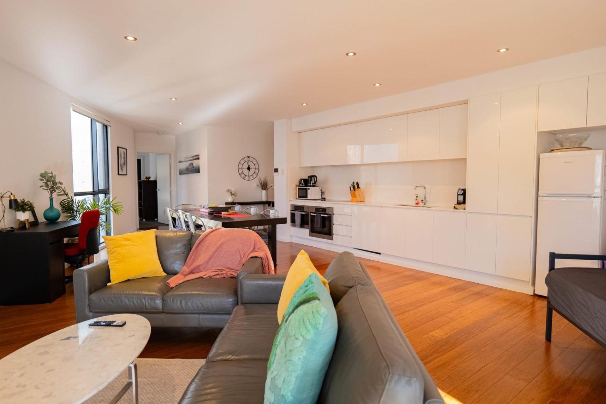 Large Executive 3 Bedroom Yarralumla Exterior photo